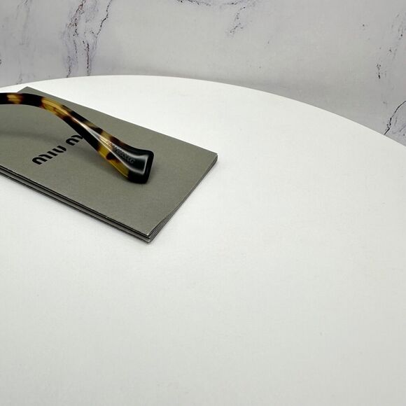 New MIU MIU Sunglasses - Picture 8 of 16